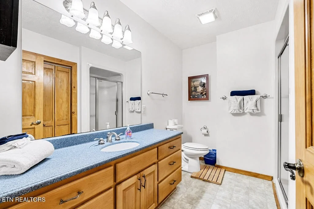 Photo of 206 Cobblestone Way