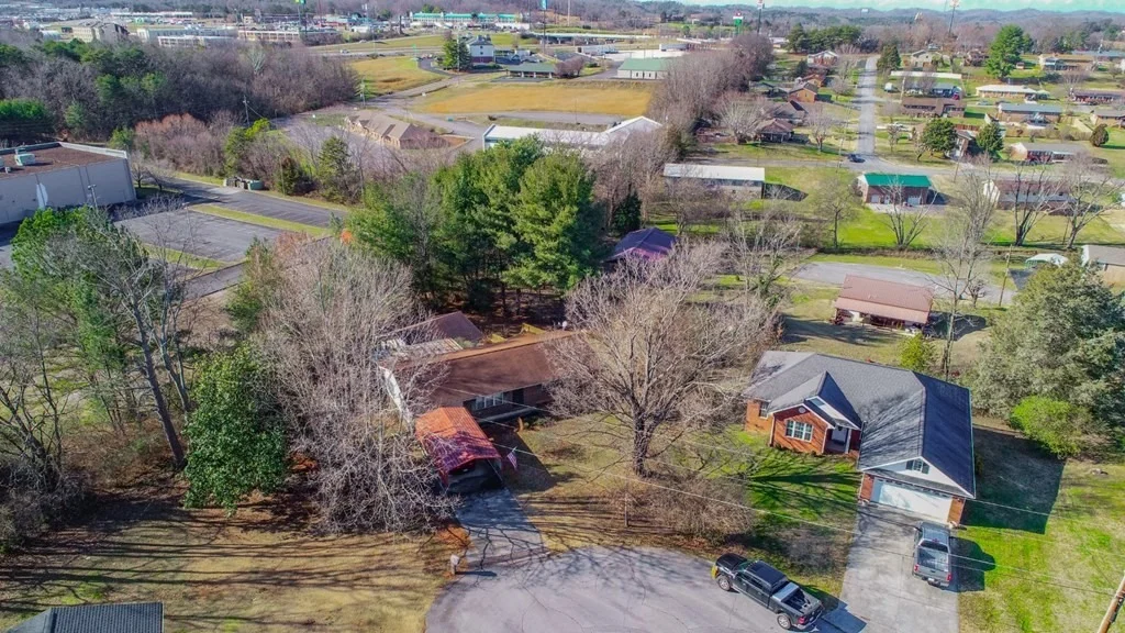 Photo of 475 Sequoyah Drive