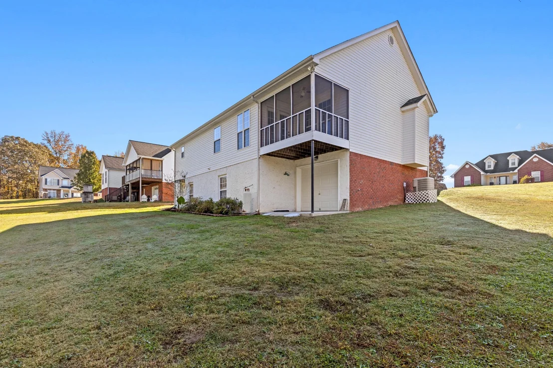 Photo of 433 Stanford Dr