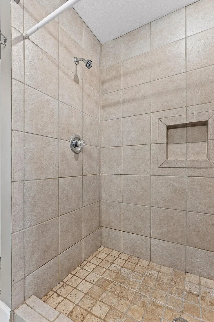 Photo of 42 Willowbrook Drive