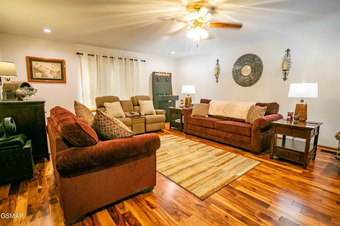 Photo of 3450 Valley View Road