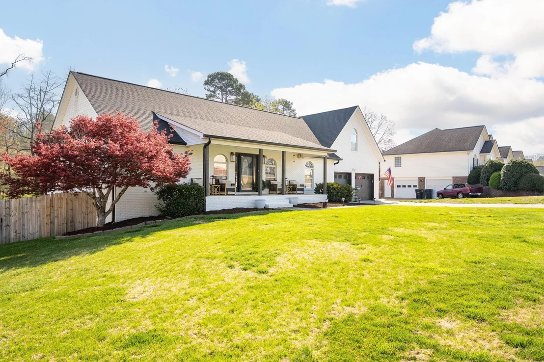 Photo of 8922 Lazy River Drive