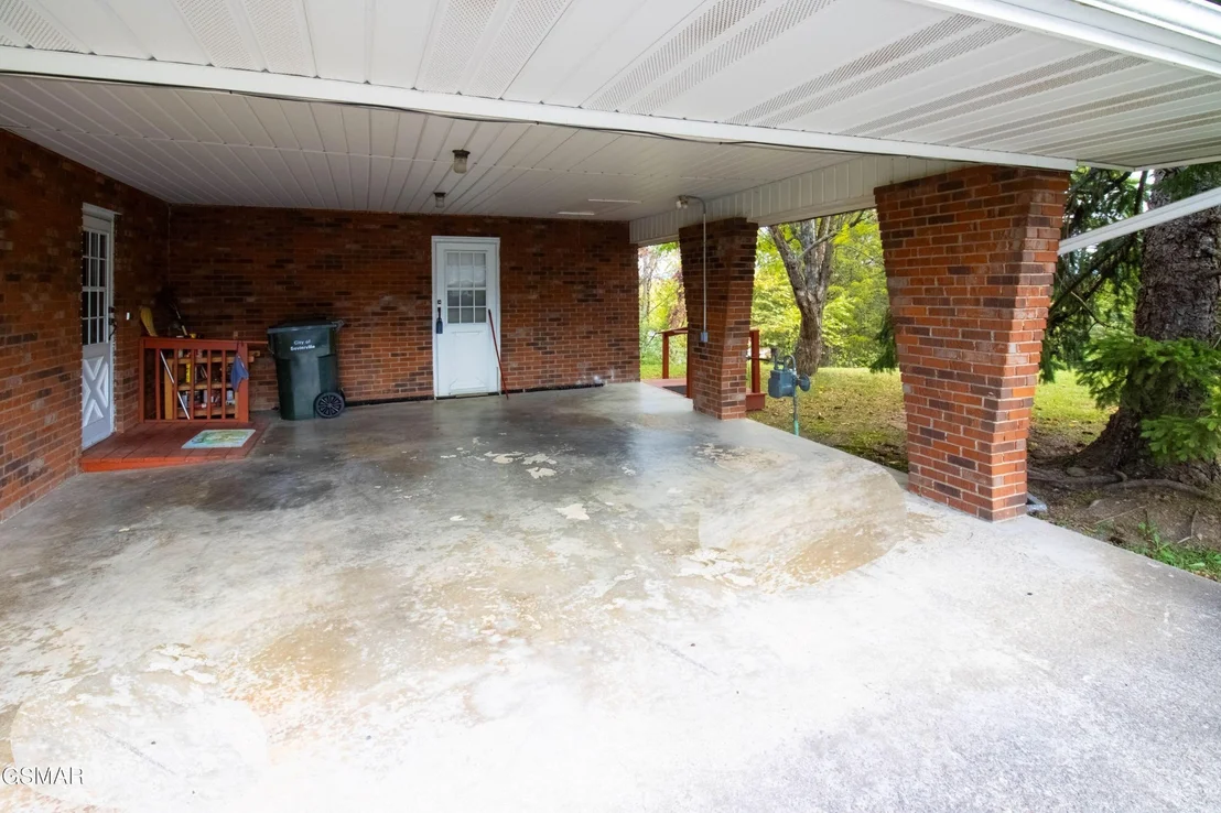 Photo of 1121 Mayors Drive