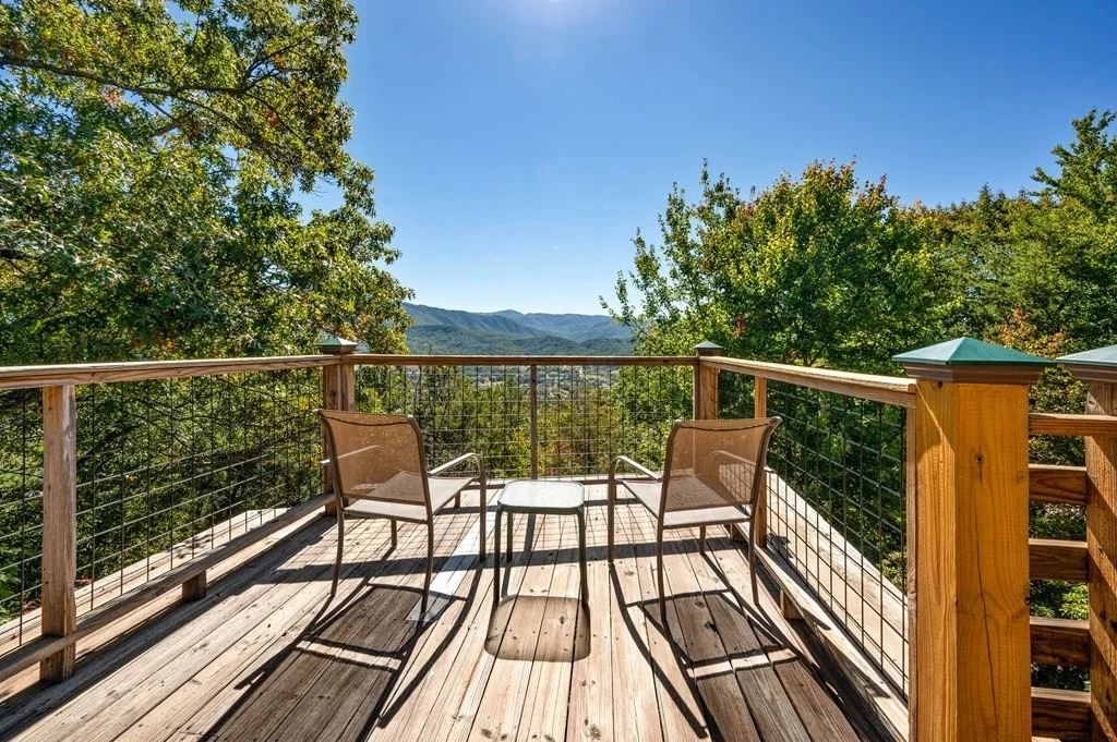 Photo of 2910 Mockingbird Way