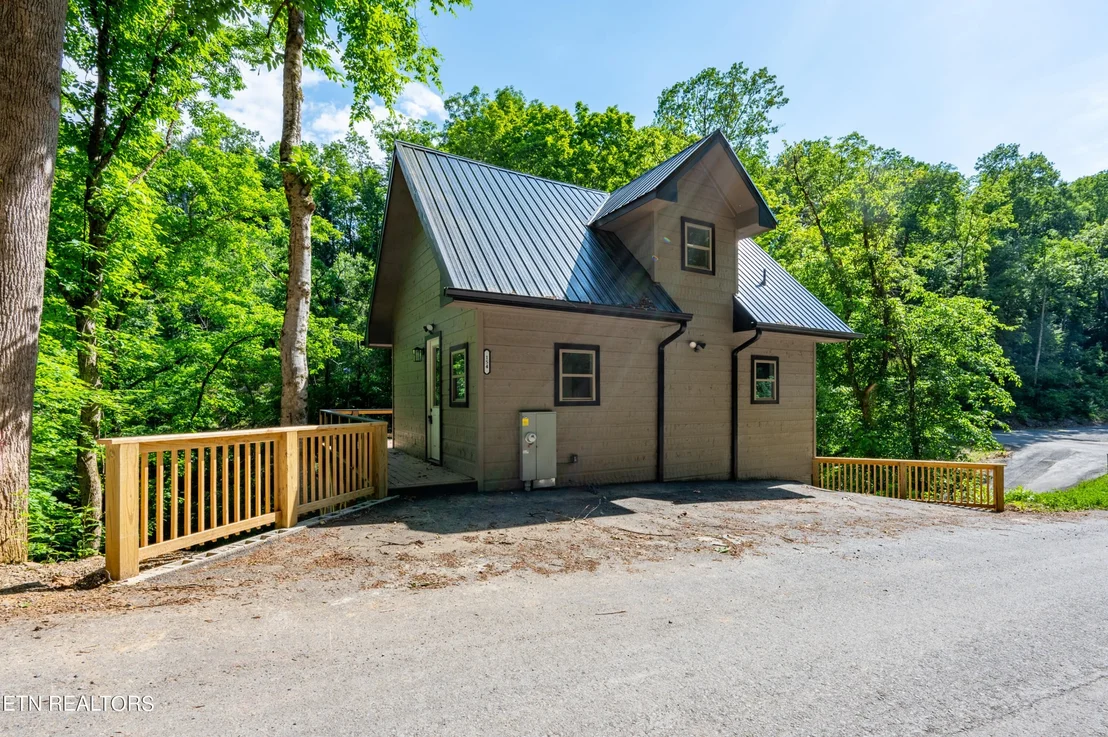 Photo of 154 Jolene Way