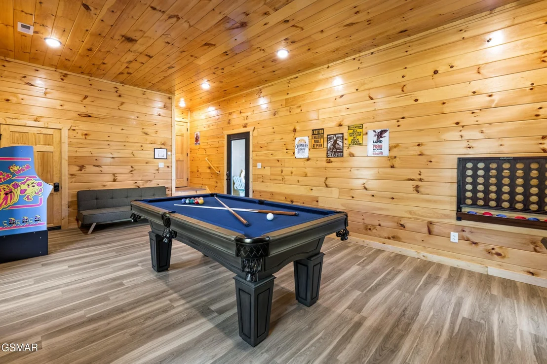 Photo of 2876 Pine Haven Drive