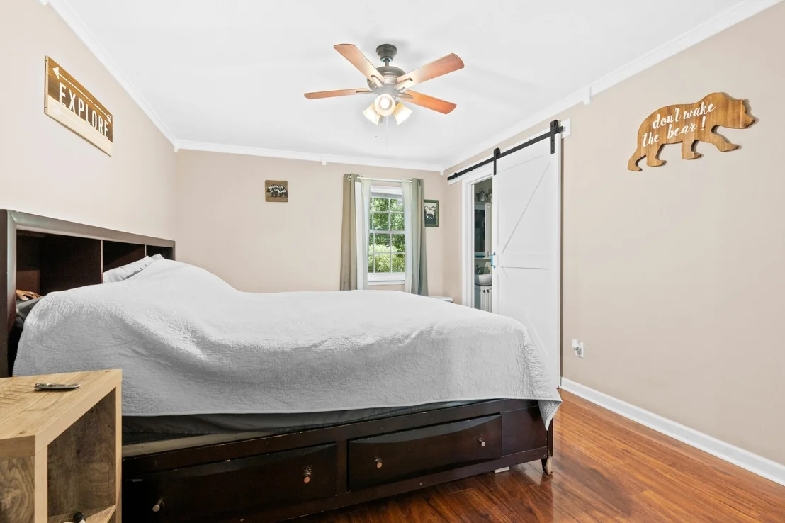 Photo of 155 Penny Ln