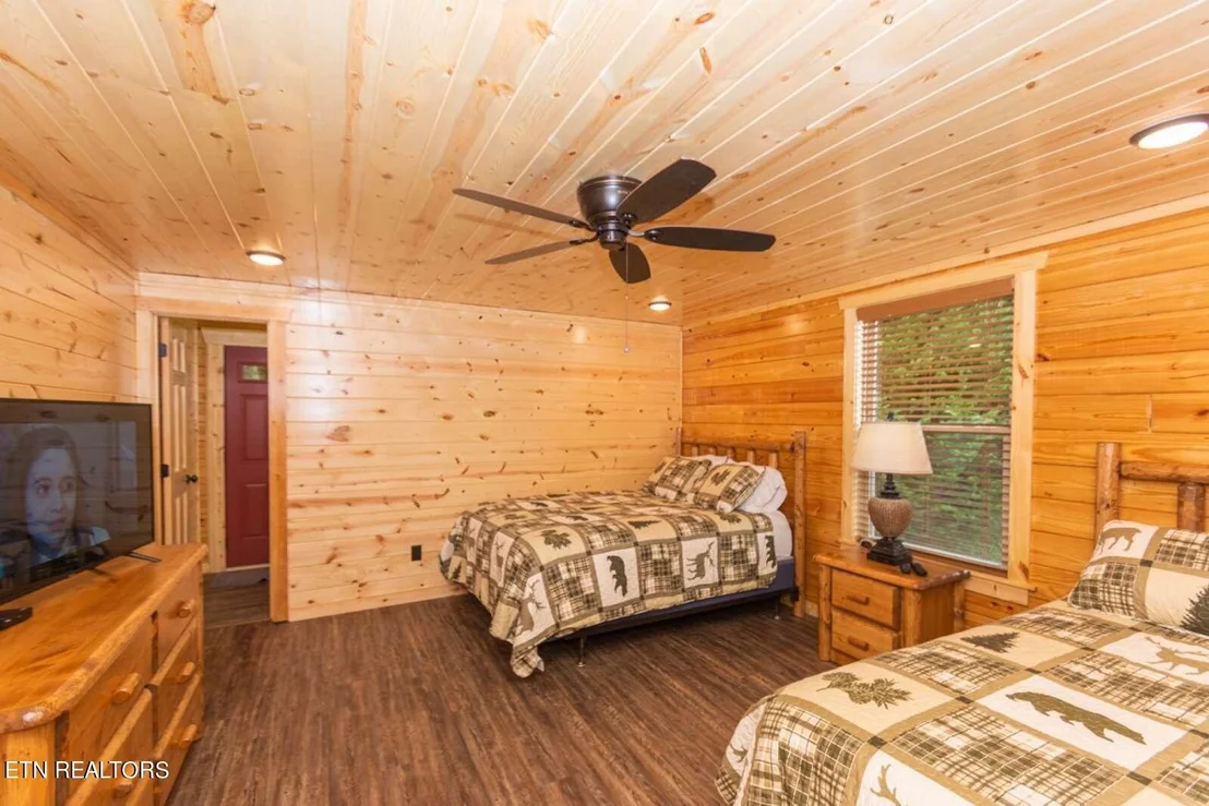 Photo of 220 Forrest Loop Way