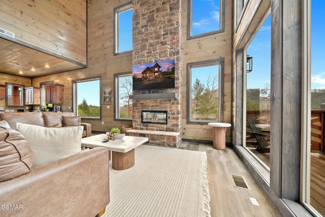 Photo of 1405 Mountain Ash Way