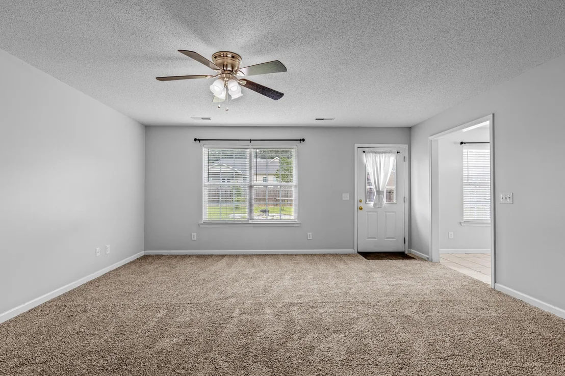 Photo of 44 Buckeye Lane
