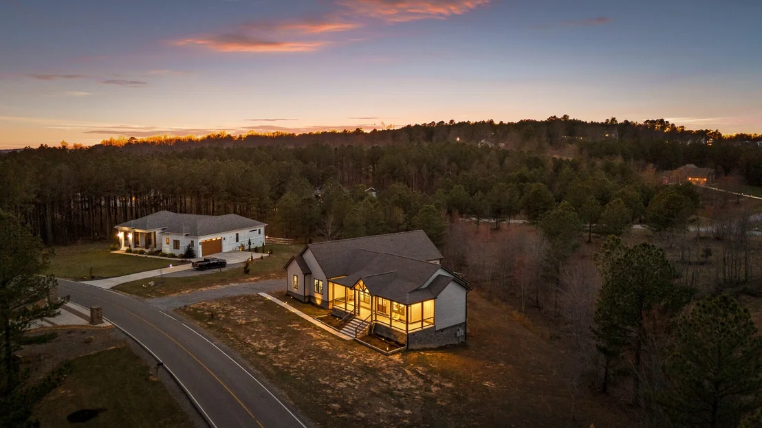 Photo of 2323 River Bluffs Drive