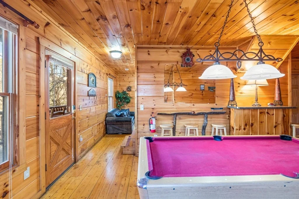 Photo of 1234 Lakeview Drive