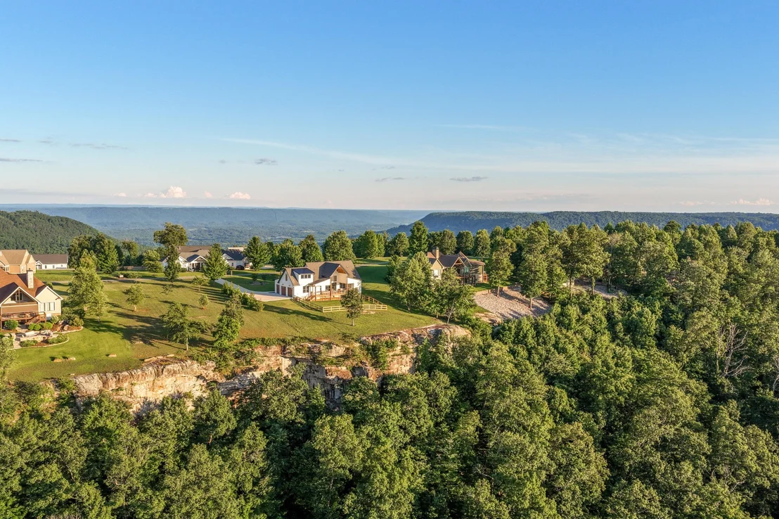 Photo of 925 Sunset Circle