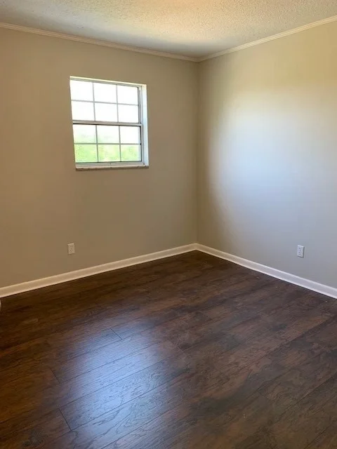 Photo of 242 Laurel Drive