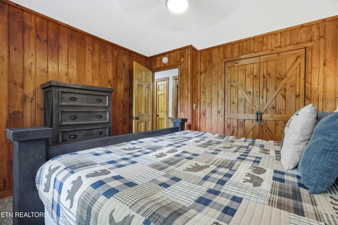 Photo of 2106 Hickory Manor Rd
