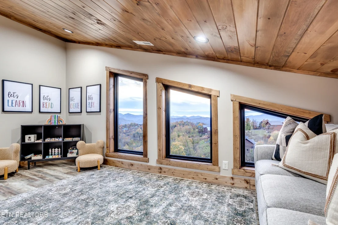 Photo of 2023 Starr Crest Drive