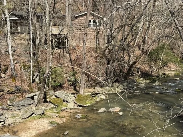 Photo of 2002 Hidden Hollow Way