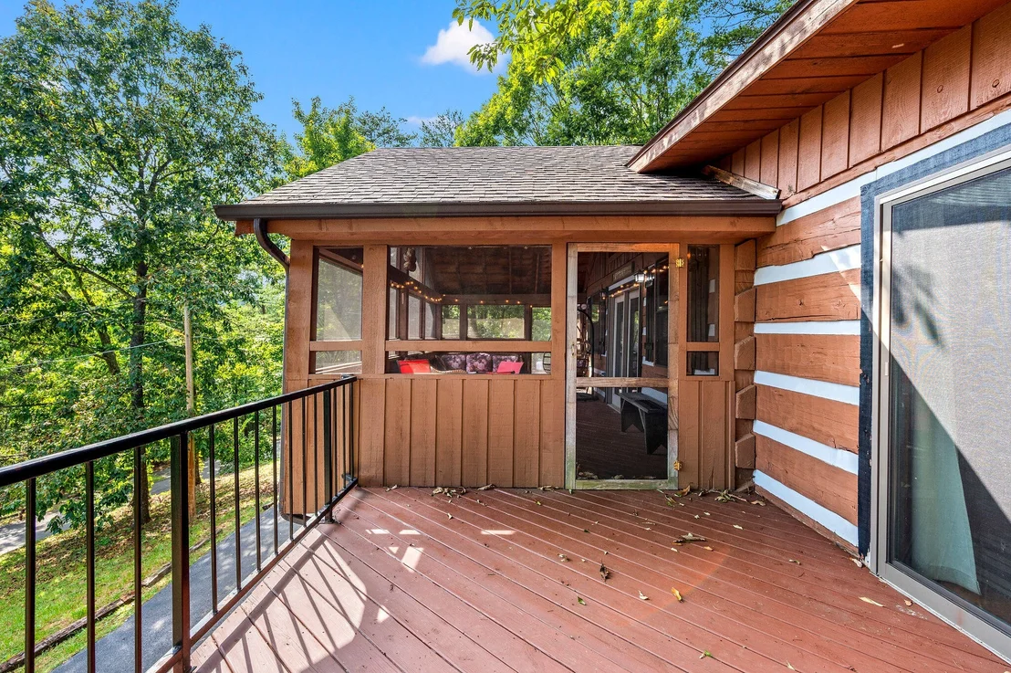 Photo of 1839 Ridgecrest Drive