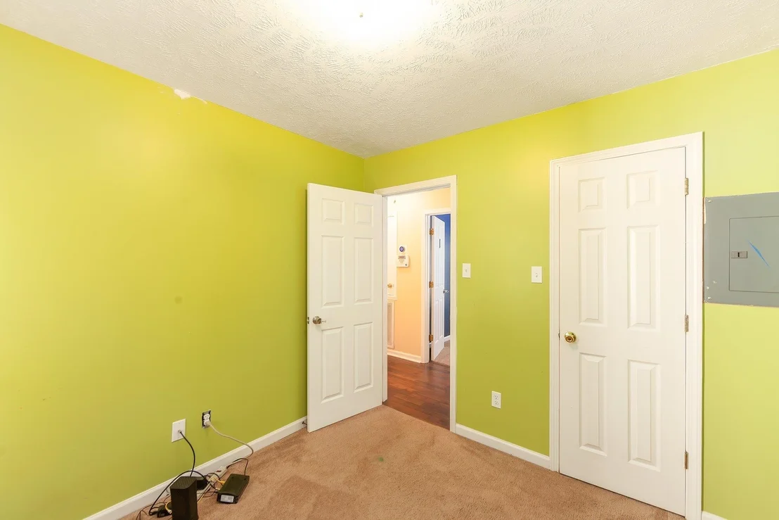 Photo of 120 LOST CREEK DR
