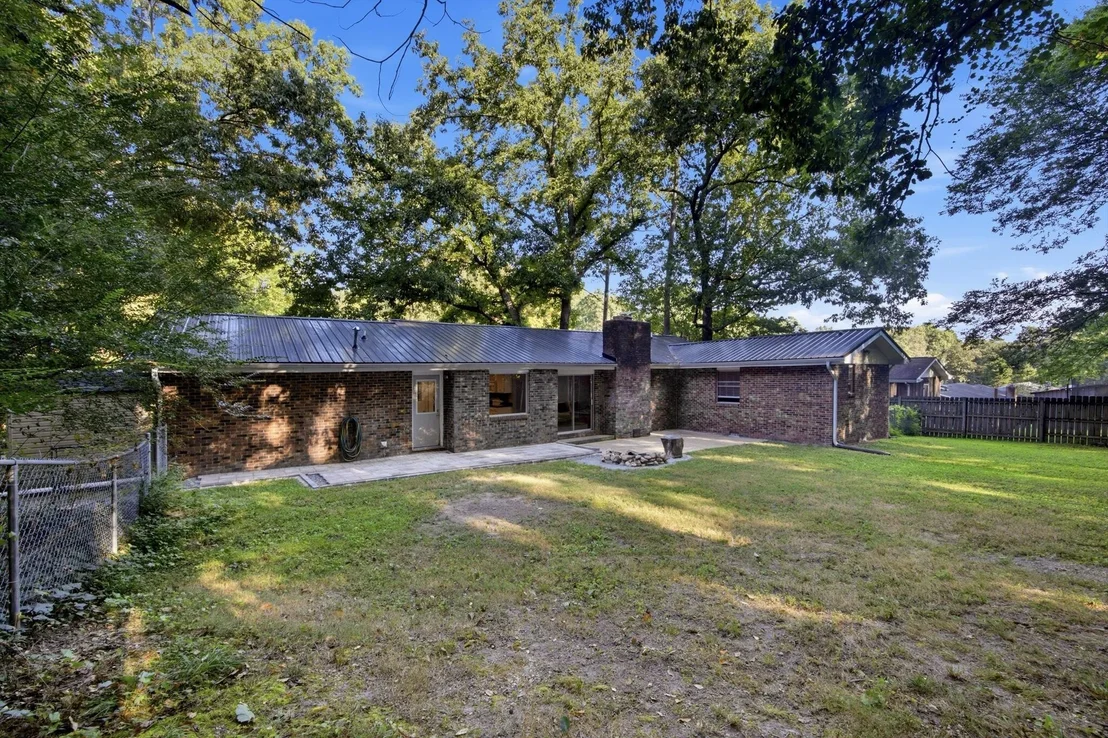 Photo of 2500 Shenandoah Drive