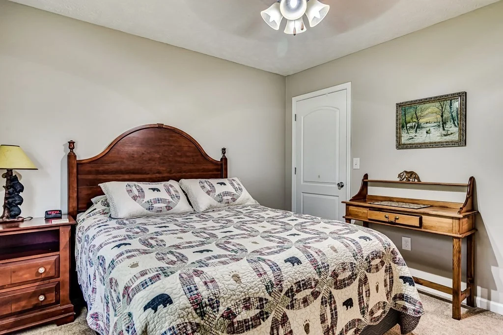 Photo of 1530 Madron