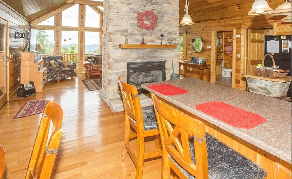Photo of 2128 Red Bud Road