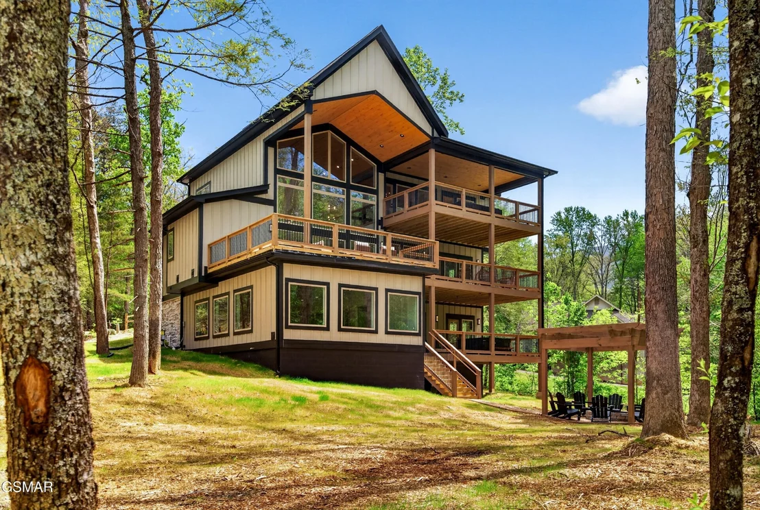 Photo of 3806 Revetta Circle