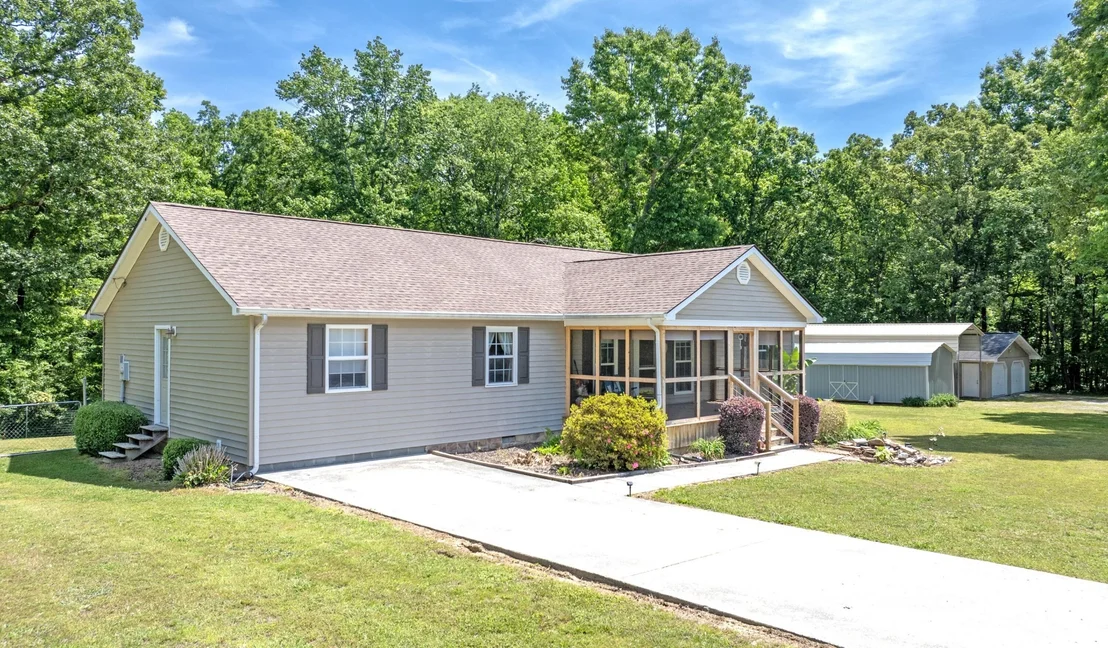 Photo of 407 Sable Road