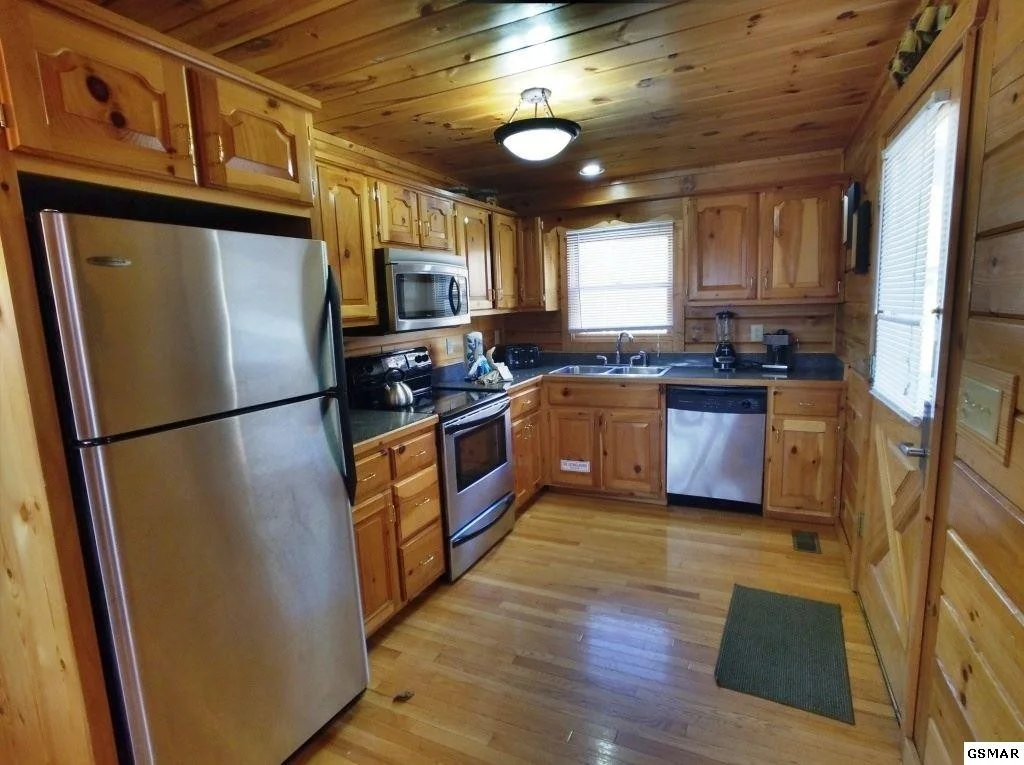 Photo of 2303 Rand Road