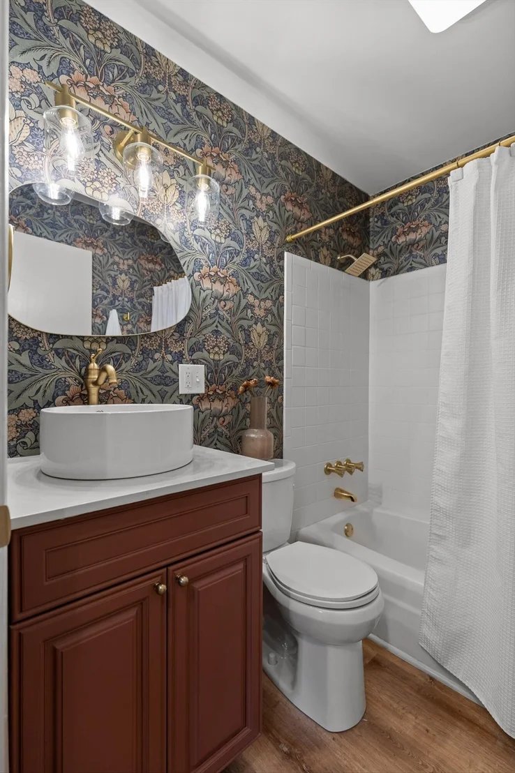 Photo of 142 Douglas Drive