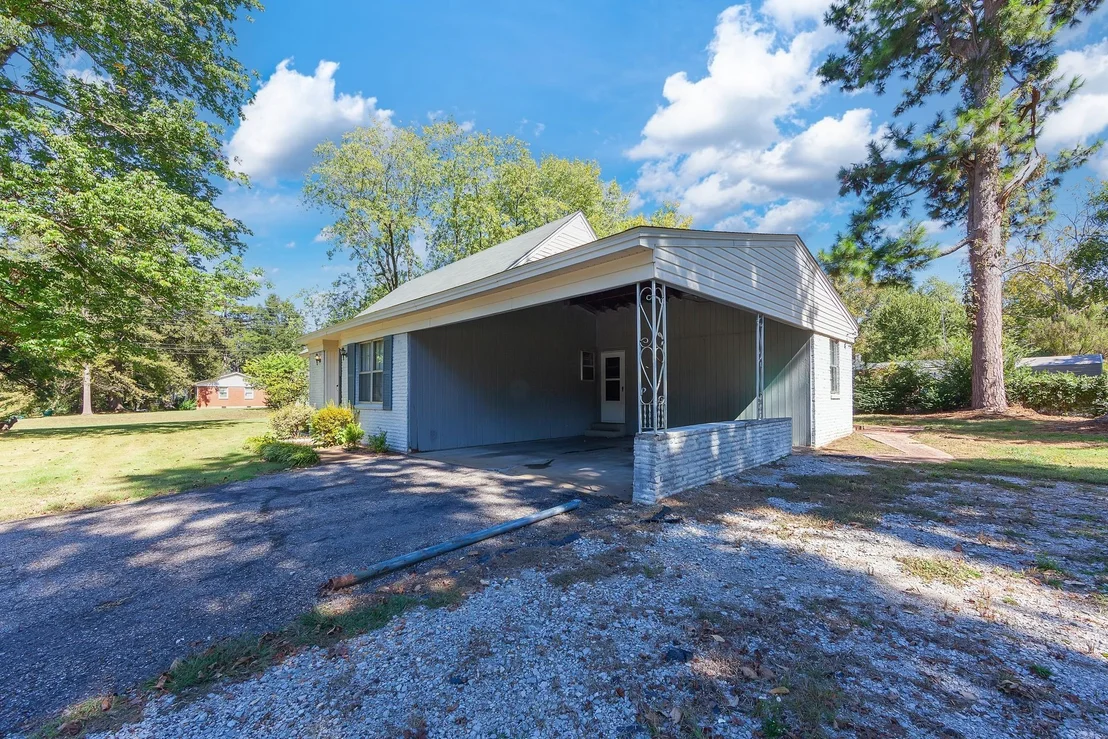 Photo of 566 Pearson Dr