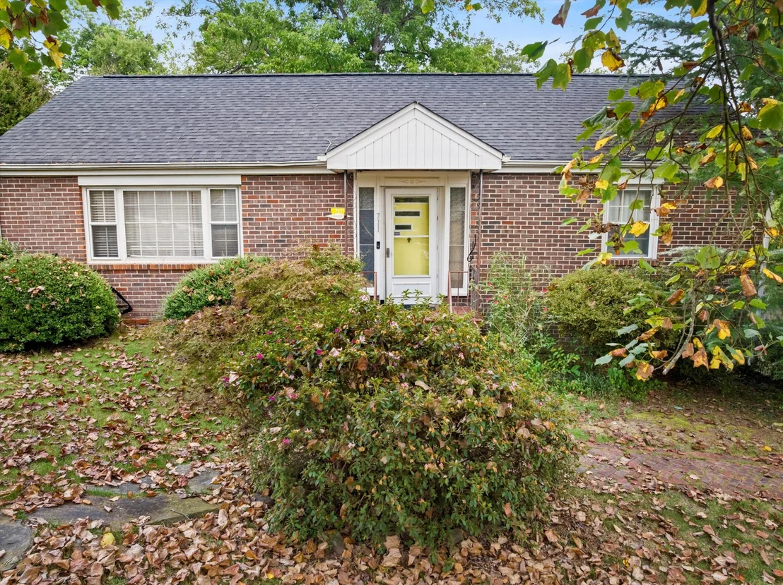 Photo of 711 Mauldeth Road