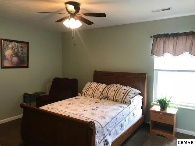 Photo of 619 Southview Circle