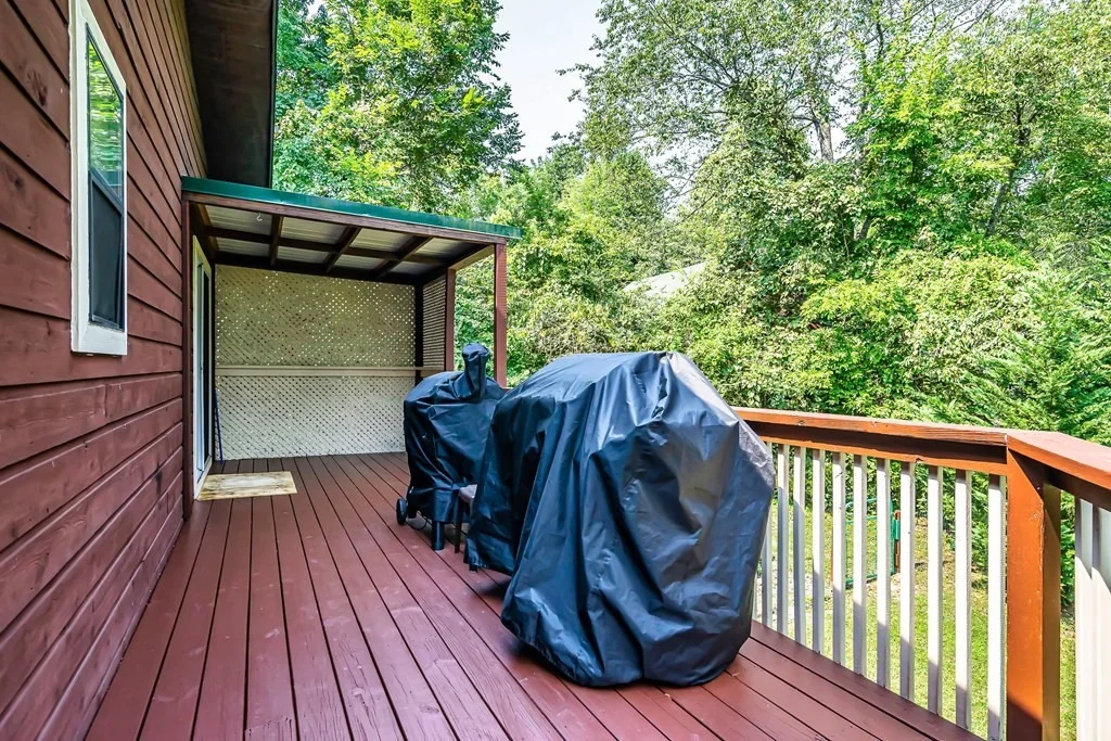 Photo of 1530 Madron