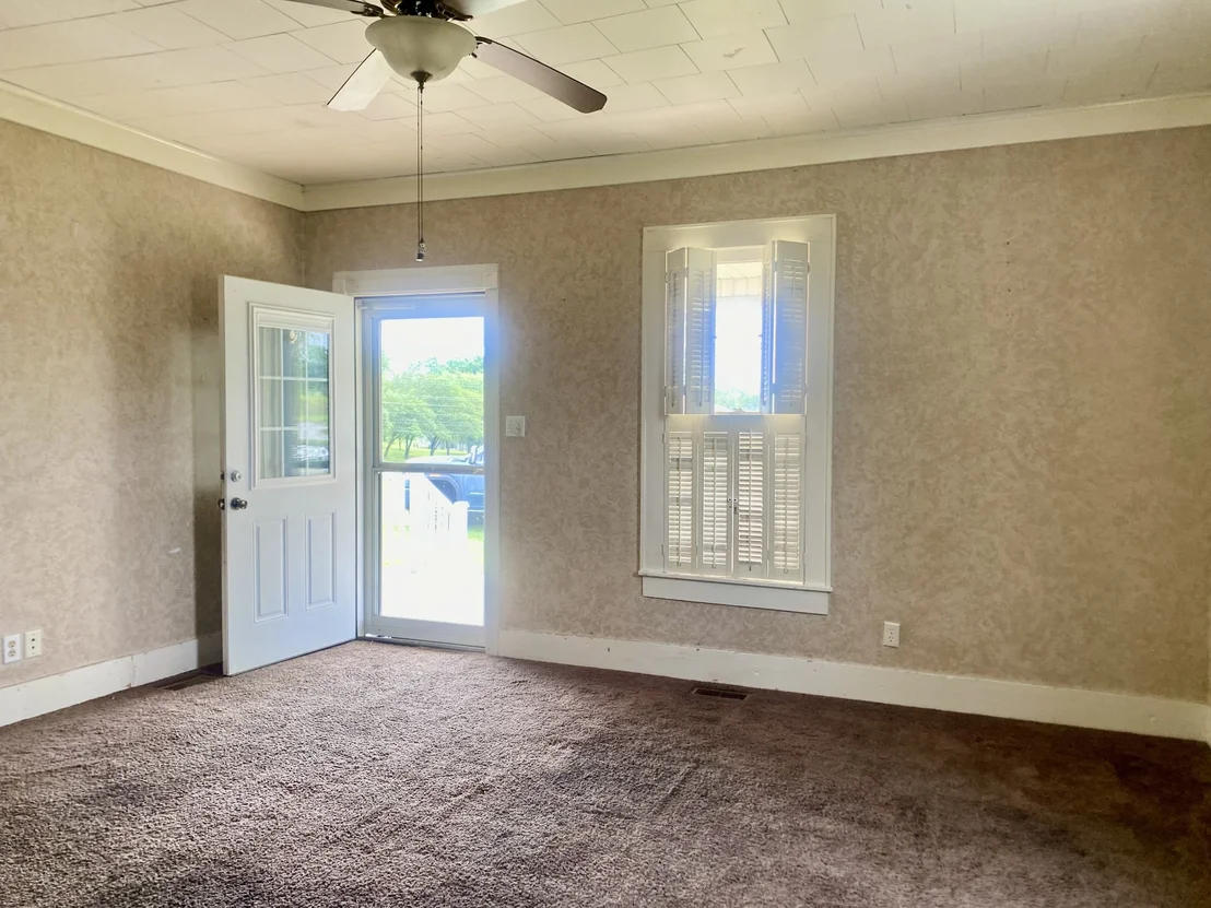 Photo of 104 Clearview Dr