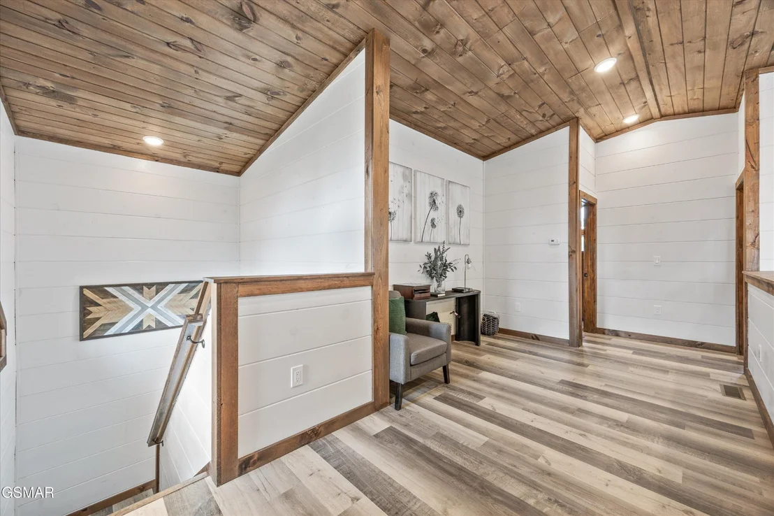 Photo of 411 Hatchet Way