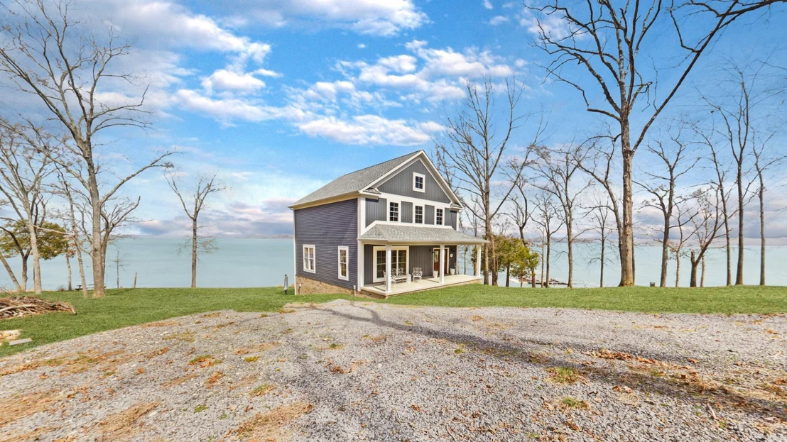 Photo of 191 Wayne Cir