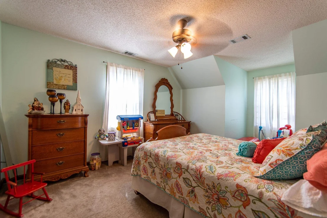 Photo of 152 SHELTON LOOP