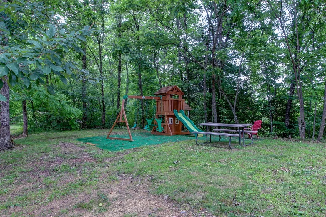 Photo of 1707 Ridgecrest Dr