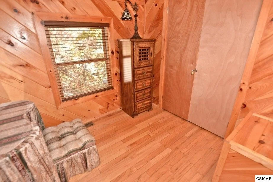 Photo of 2770 Overholt Trail