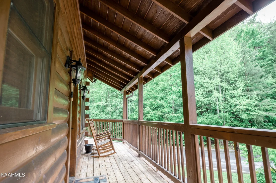 Photo of 704 Black Hawk Way