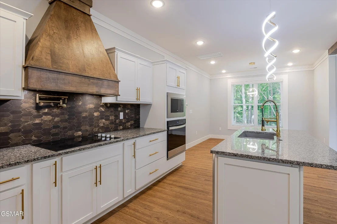 Photo of 2421 Iron Forge Way