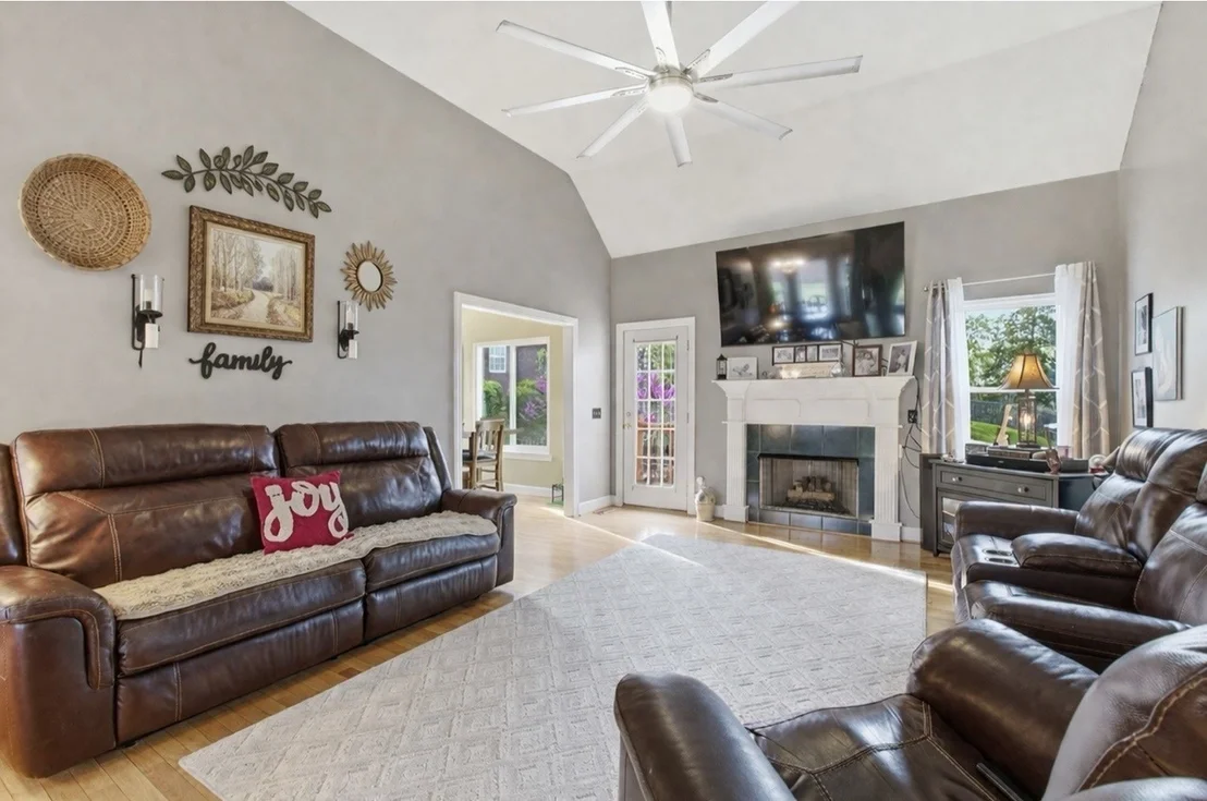 Photo of 1514 Brookstone Cir