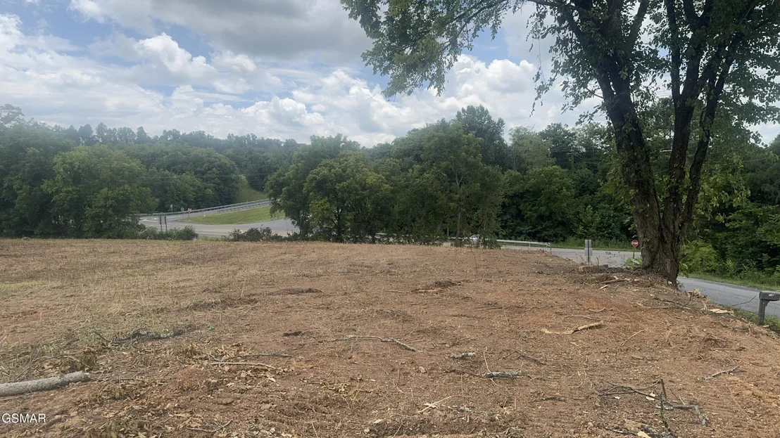 Photo of 415 W Highway 25 70