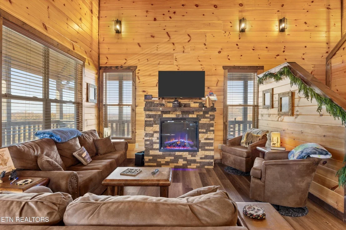 Photo of 3165 Bear Mountain Lane