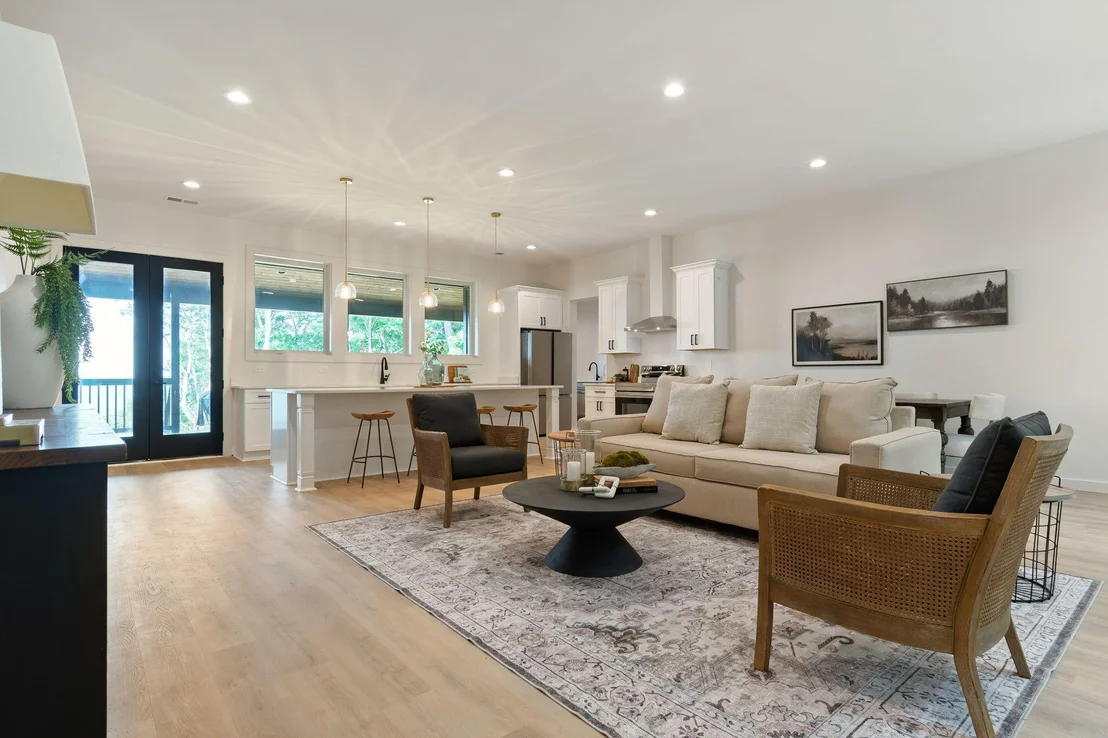 Photo of 900 Valley View Drive