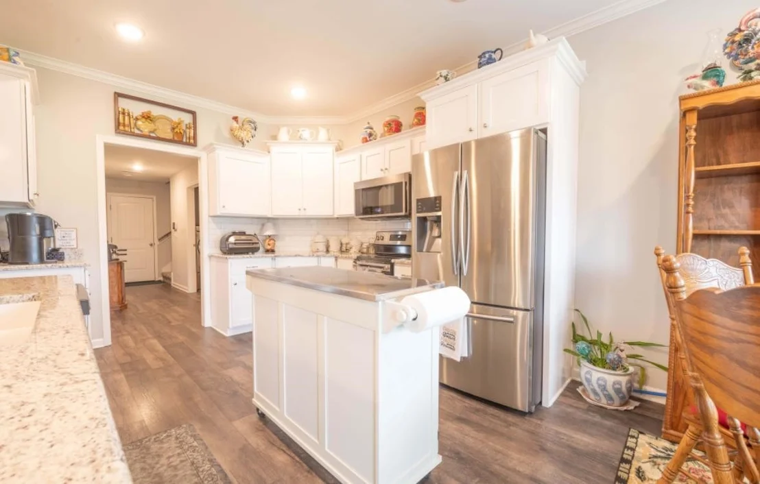 Photo of 240 HEDGE ROSE BLVD