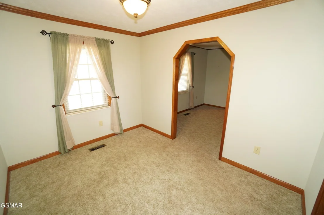 Photo of 483 Shaver Drive