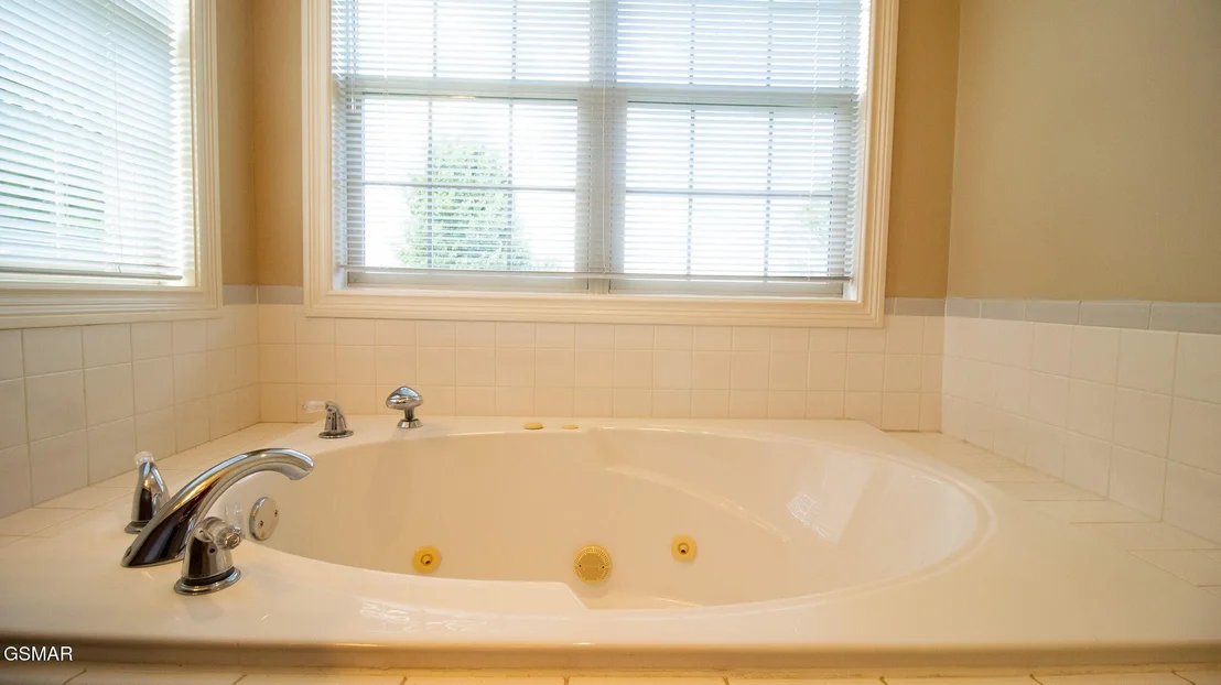 Photo of 185 Florence Circle