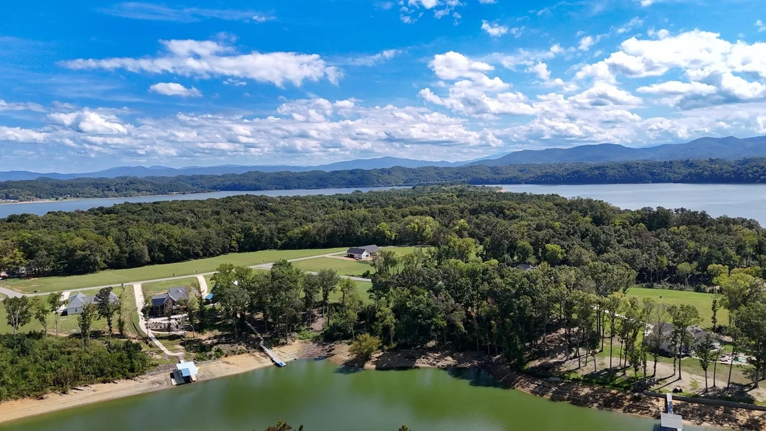Photo of 38 English Mountain Pt